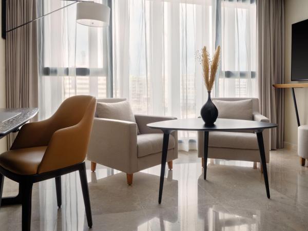 Tunis Marriott Hotel : photo 5 de la chambre suite lit king-size