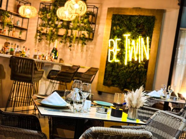 Kenzi Tower Hotel : photo 8 de la chambre chambre privilège avec 2 lits queen-size - vue sur ville