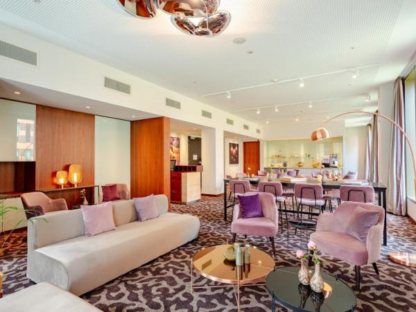 Crowne Plaza Amsterdam - South, an IHG Hotel : photo 7 de la chambre chambre lit king-size premium - Étage club