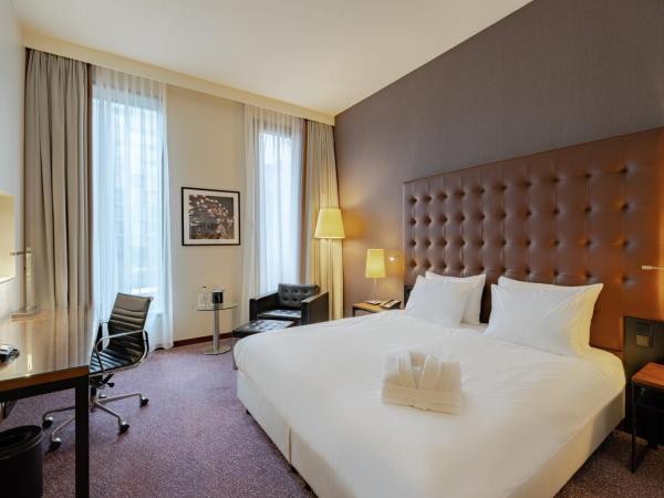 Crowne Plaza Amsterdam - South, an IHG Hotel : photo 10 de la chambre chambre lit king-size premium - Étage club