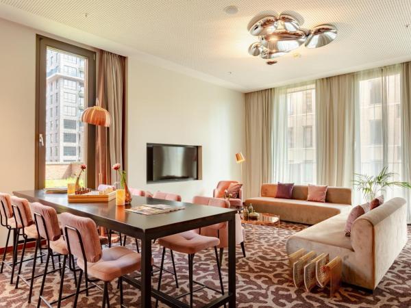 Crowne Plaza Amsterdam - South, an IHG Hotel : photo 3 de la chambre chambre lit king-size premium - Étage club