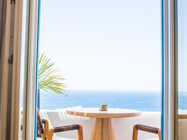 Νumi Boutique Hotel : photo 2 de la chambre suite exécutive avec jacuzzi