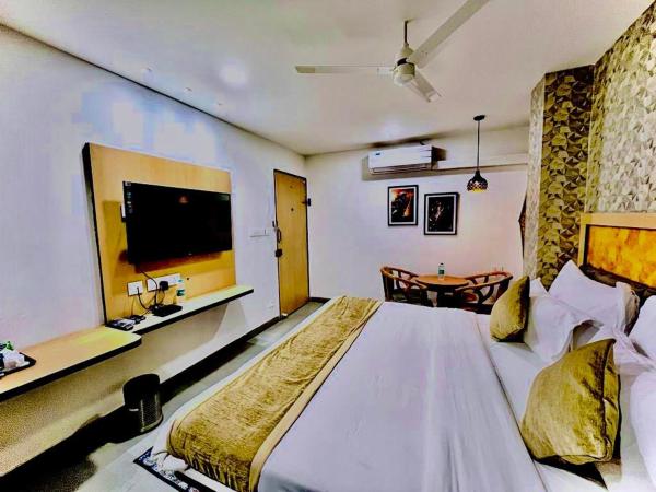 Hotel Lake View Airport zone : photo 1 de la chambre chambre lit king-size deluxe