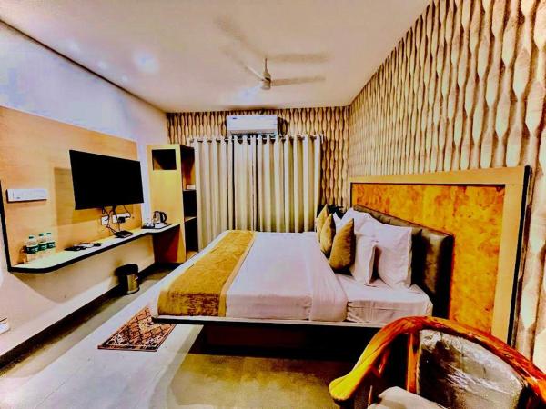 Hotel Lake View Airport zone : photo 4 de la chambre chambre lit king-size deluxe