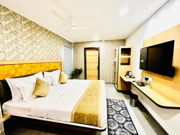 Hotel Lake View Airport zone : photo 9 de la chambre chambre lit king-size deluxe