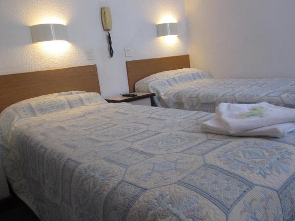 Hôtel Duchesse Anne : photo 2 de la chambre chambre lits jumeaux confort