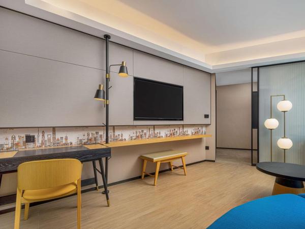 Hilton Garden Inn Shanghai Lujiazui : photo 6 de la chambre suite junior