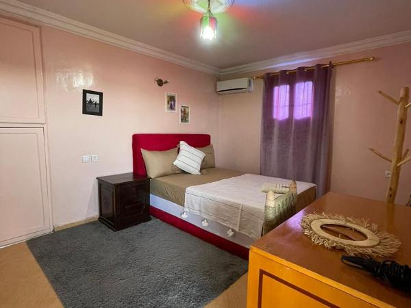 Riad dar sahrawi : photo 10 de la chambre chambre double deluxe avec douche