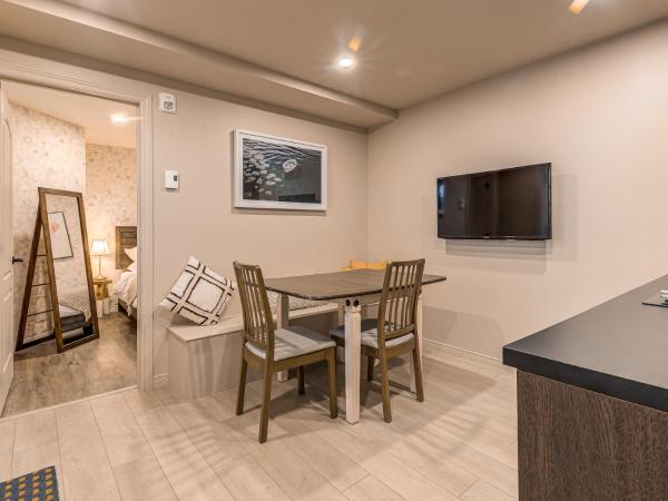 Quebec 2 Bedroom Apartment : photo 1 de la chambre appartement - rez-de-chaussée