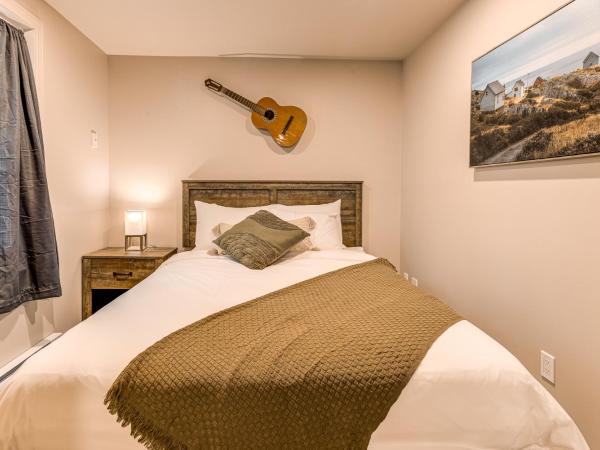 Quebec City 2 Bedroom Treasure : photo 3 de la chambre appartement avec terrasse