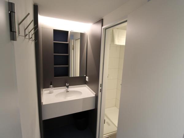 CVJM Jugendhotel München : photo 6 de la chambre lit dans dortoir pour femmes de 4 lits