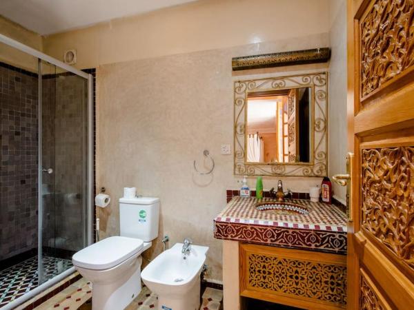 Riad Dar Saidi : photo 4 de la chambre chambre double avec salle de bains privative