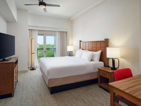 Homewood Suites Atlanta Midtown : photo 4 de la chambre suite d'angle 1 chambre lit king-size