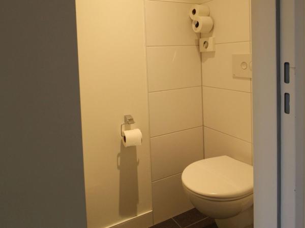 CVJM Jugendhotel München : photo 7 de la chambre lit dans dortoir pour femmes de 4 lits