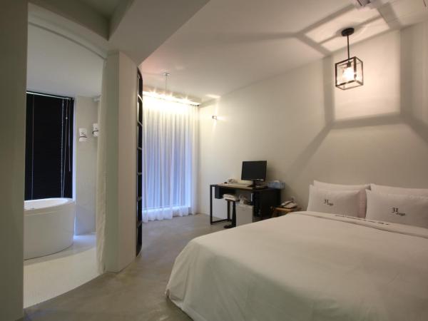 31page : photo 1 de la chambre suite