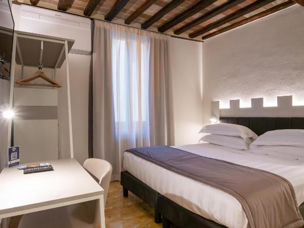 Torre del Fuggisole : photo 8 de la chambre chambre double ou lits jumeaux