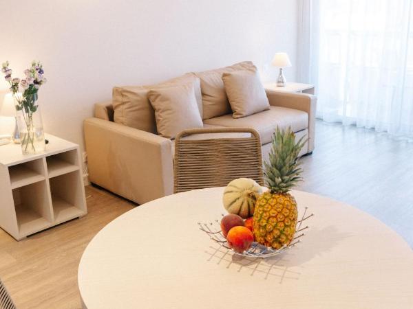 Résidence Châteauneuf : photo 7 de la chambre appartement standard 1 chambre avec balcon