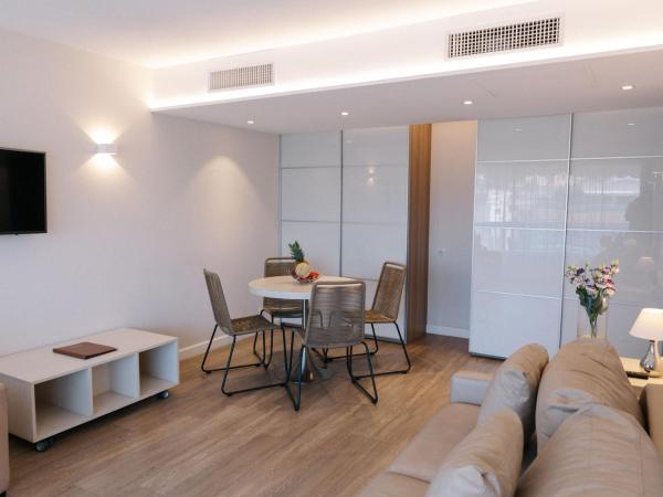 Résidence Châteauneuf : photo 3 de la chambre appartement standard 1 chambre avec balcon