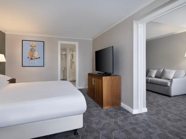 Delta Hotels by Marriott Edinburgh : photo 1 de la chambre suite 1 chambre lit king-size avec canapé-lit