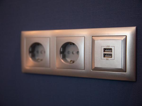 Holiday Inn Express - Lisbon - Plaza Saldanha, an IHG Hotel : photo 5 de la chambre chambre standard lit queen-size