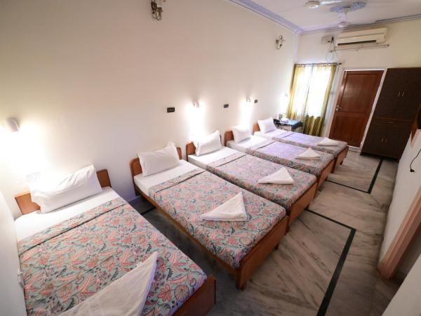Chitra Katha - A Story Per Stay : photo 1 de la chambre chambre familiale (5 adultes)
