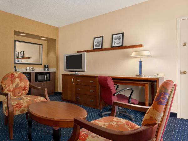 Baymont by Wyndham Columbia Northwest : photo 4 de la chambre suite studio lit king-size - non-fumeurs