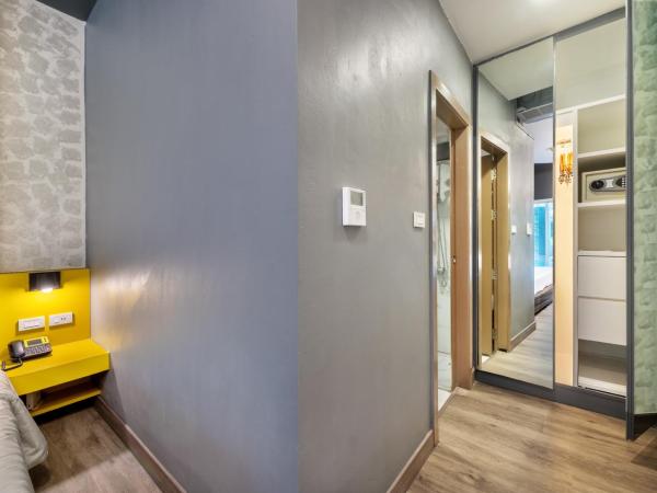 Qiu Hotel Sukhumvit SHA Plus : photo 9 de la chambre de luxe côté piscine