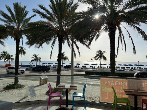 Beachfront-Spacious W Residence : photo 3 de la chambre suite deluxe - vue sur mer