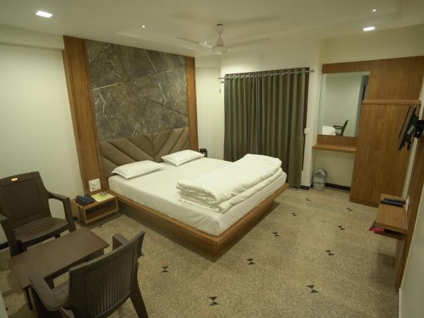 Hotel Shertown : photo 1 de la chambre deluxe double room non ac - indian nationals only