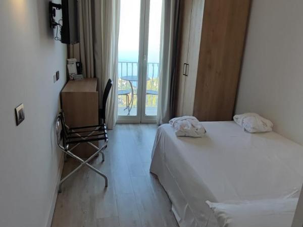 Splendid Hotel Taormina : photo 4 de la chambre chambre simple deluxe avec balcon