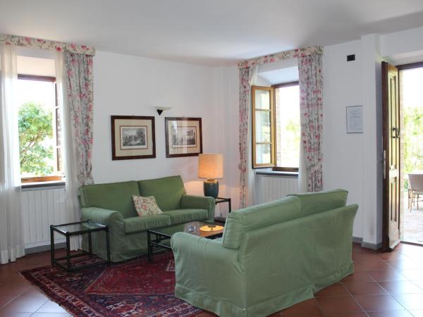 Villa Agostoli : photo 2 de la chambre appartement 4 chambres - duplex