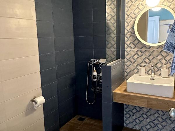 7PocketHouse : photo 9 de la chambre chambre double deluxe - vue latérale sur mer