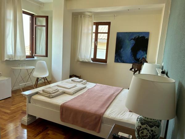 7PocketHouse : photo 4 de la chambre chambre double deluxe - vue latérale sur mer