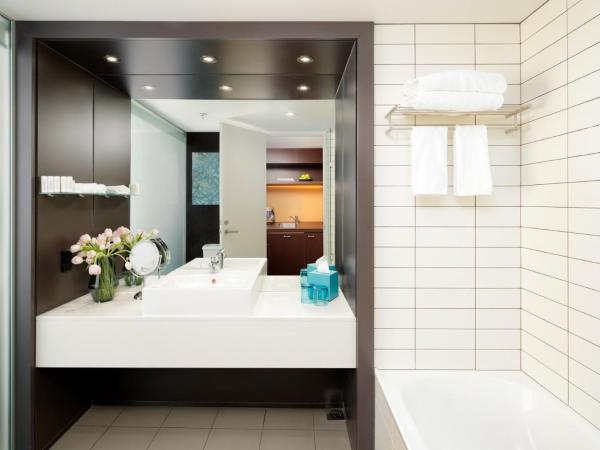 Rydges Wellington : photo 1 de la chambre chambre lit king-size supérieure