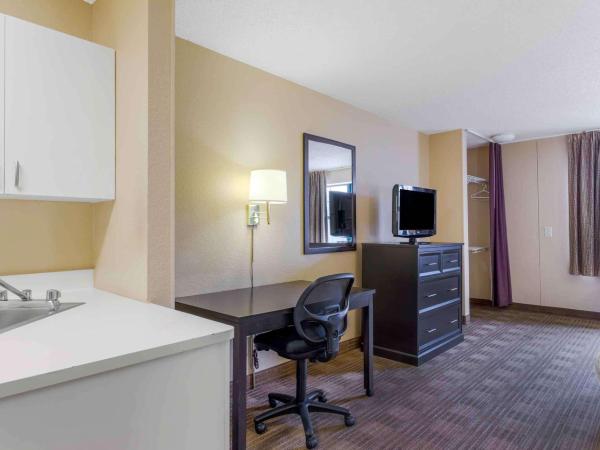 Extended Stay America Suites - Houston - Galleria - Westheimer : photo 3 de la chambre studio lit king-size - non-fumeurs