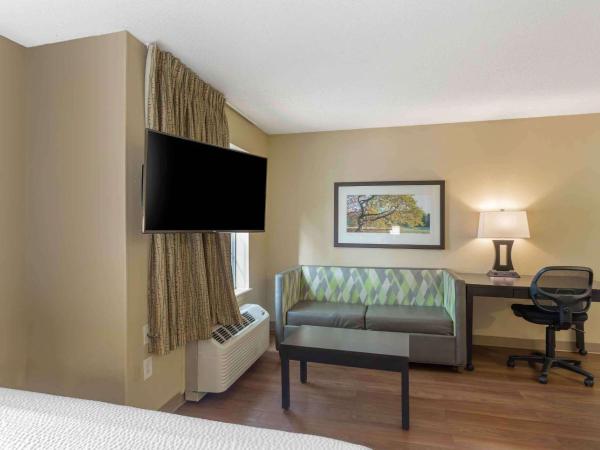 Extended Stay America Suites - Memphis - Airport : photo 2 de la chambre studio de luxe avec 1 lit king-size - non-fumeurs