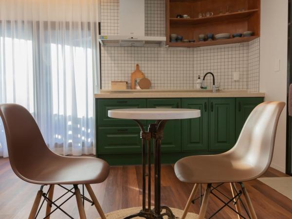 Space in Blackstone : photo 9 de la chambre studio avec balcon 