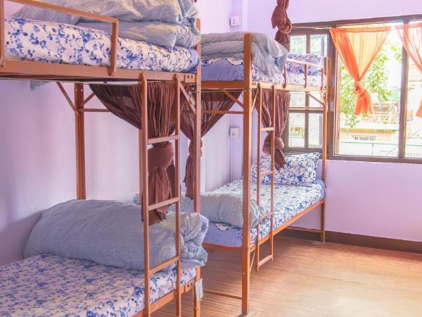 Planet Nomad Hostel : photo 3 de la chambre lit dans dortoir mixte de 4 lits