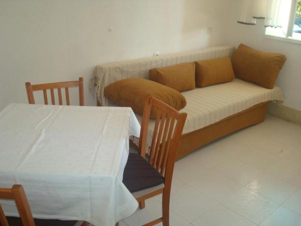 Guest house Milic : photo 9 de la chambre appartement - vue sur jardin