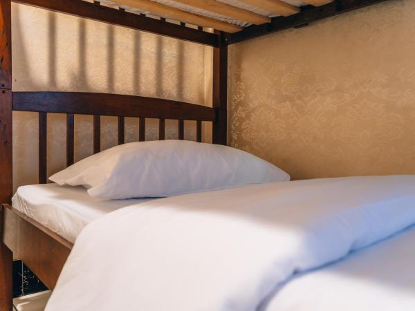 H2 Worldpackers , The Social Hotel : photo 2 de la chambre chambre lits jumeaux