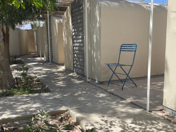 Santorini Camping & Hostel : photo 2 de la chambre 1 bed in shared tent (female)