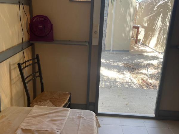 Santorini Camping & Hostel : photo 4 de la chambre 1 bed in shared tent (female)
