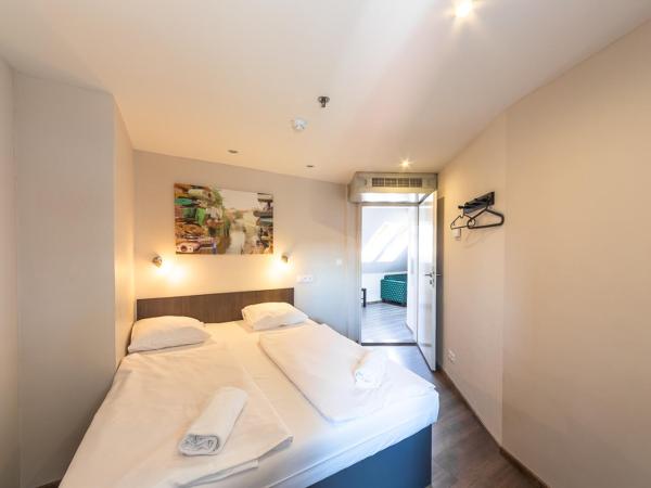 Minimino hotel : photo 3 de la chambre chambre quadruple