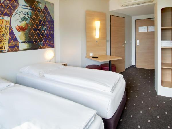 B&B Hotel Frankfurt-Nord : photo 4 de la chambre chambre lits jumeaux