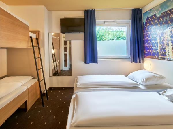 B&B Hotel Frankfurt-Nord : photo 1 de la chambre chambre familiale