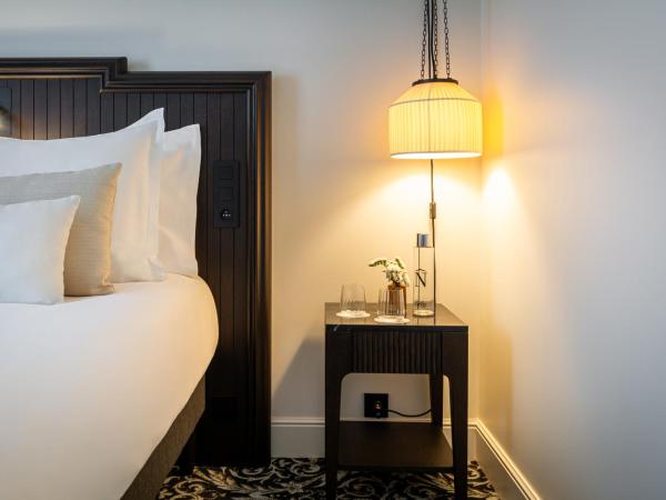 Hôtel & SPA Napoléon : photo 8 de la chambre chambre supérieure avec terrasse - accès au spa