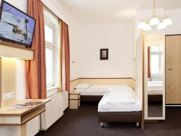 Hotel Goldene Krone Innsbruck : photo 2 de la chambre chambre familiale