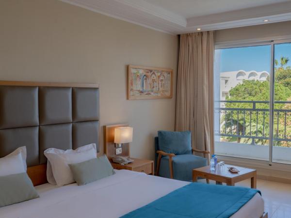 Hotel Bel Azur Thalasso & Bungalows : photo 2 de la chambre chambre double - vue sur jardin