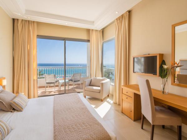 Hotel Bel Azur Thalasso & Bungalows : photo 9 de la chambre suite lit king-size - vue sur mer