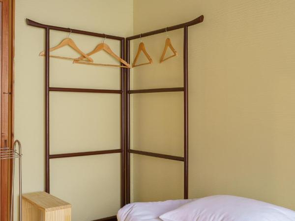 Guest House Hitsujian : photo 4 de la chambre chambre standard style japonais avec accès salle de bains commune - non-fumeurs